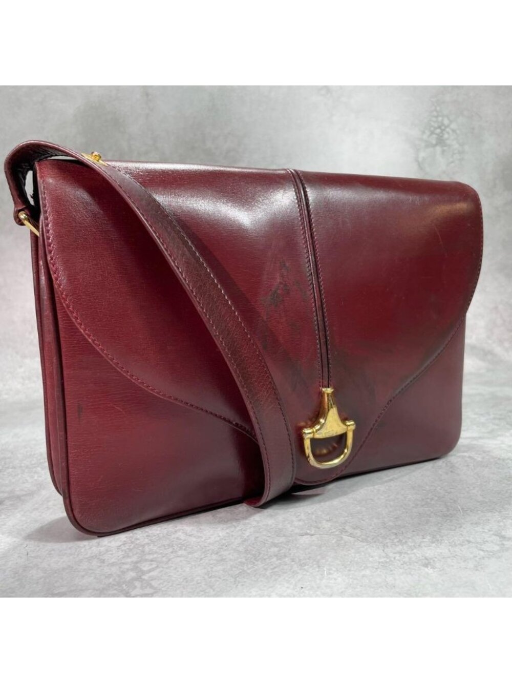 Gucci Shoulder Bag Horsebit Bordeaux Leather